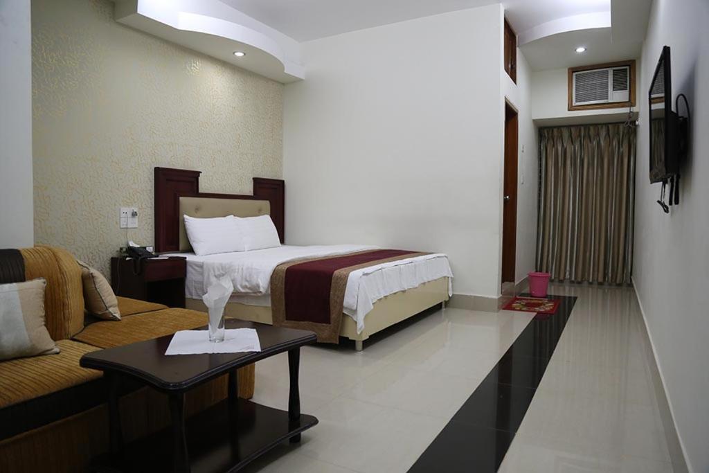 Hotel City Plaza Jessore Exterior foto